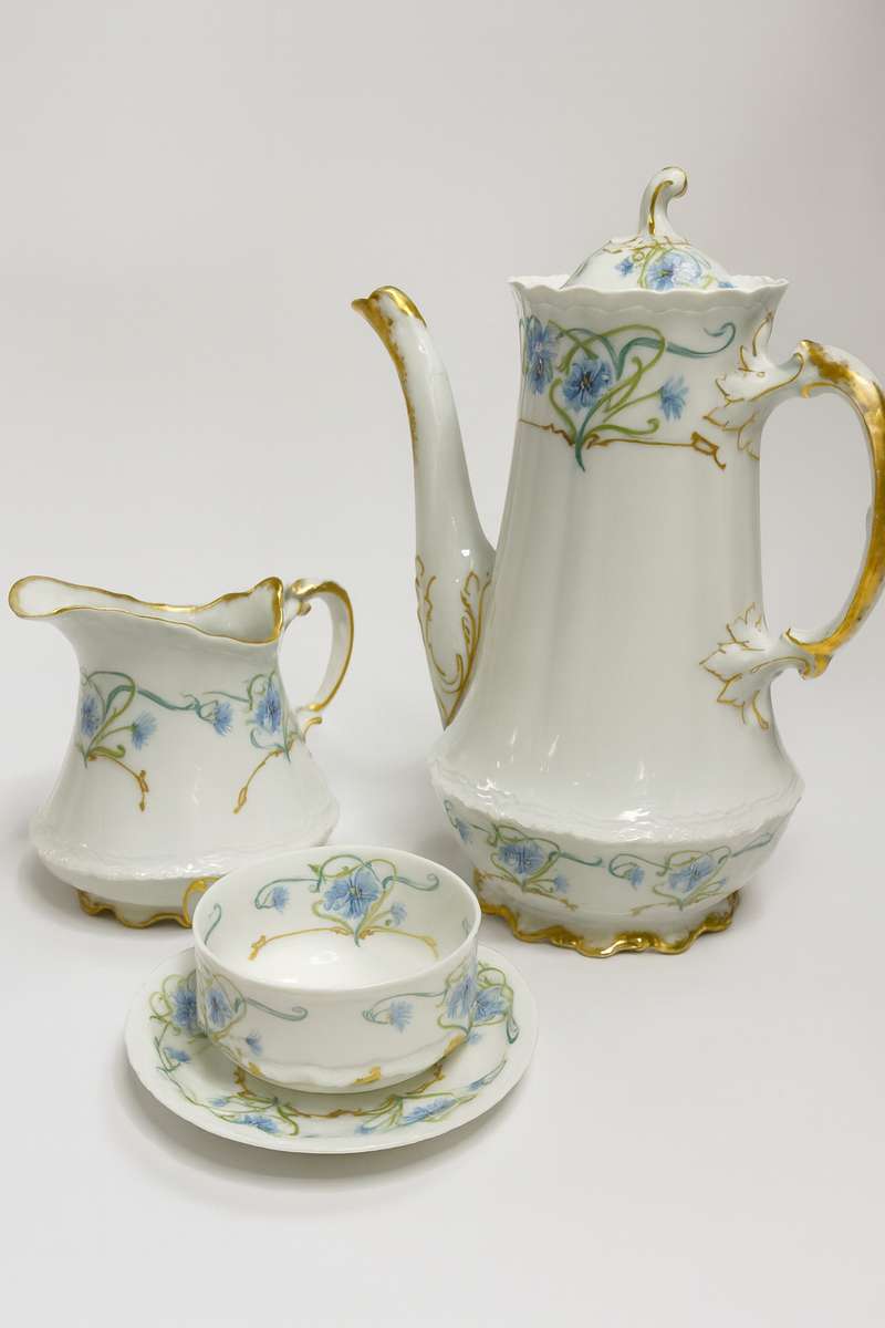 Service de Table Haviland Limoges Modèle "Bleuet" – XIXᵉ siècle – 87 Pièces de Luxe