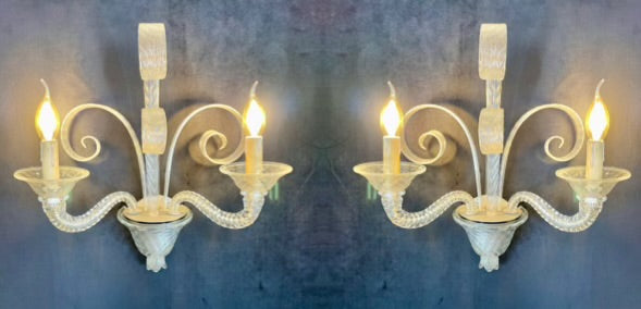 Paire d’appliques murales en verre de Murano – années 1940 – volutes soufflées, prêt à installer