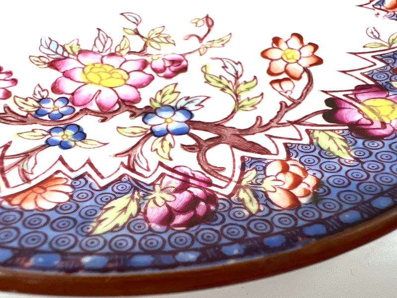 Tasse à thé et sa soucoupe – Manufacture de Sarreguemines (Utzschneider & Cie) – Décor Imari – Vers 1880