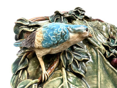 Jardinière Murale en Barbotine – Feuille, Oiseau & Scarabée – France, Fin XIXᵉ