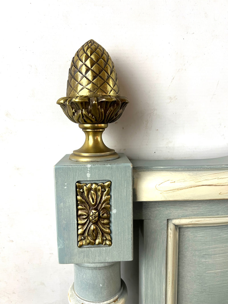 Tête de lit de luxe 200cm – Hôtel George V Paris – Style Louis XVI revisité