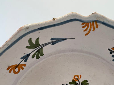 Assiette en faience de Nevers à décor d'arbre ou de foret 19ème