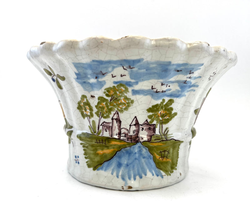 Bouquetière en faience du sud ouest décor paysage et chateau 18ème