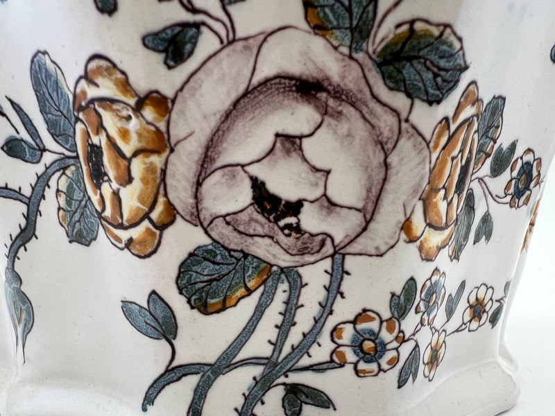 Bouquetière en faience de Samadet décor à la rose manganese 18ème