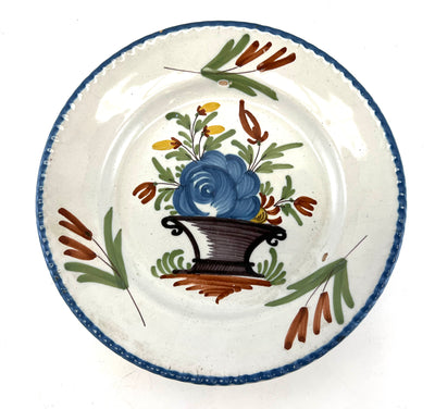 Ancienne assiette de Waly décor panier à la rose bleue 19eme