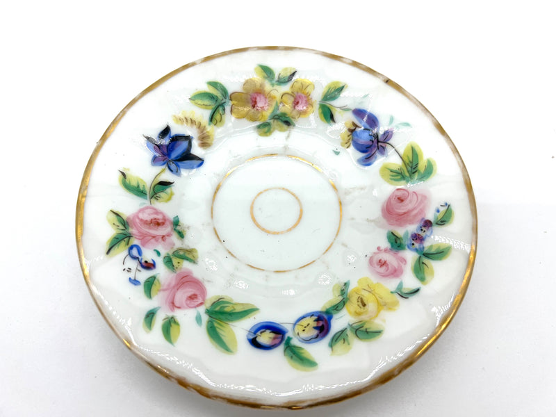 Tasse et soucoupe en porcelaine de Paris – Époque Louis-Philippe – Décor floral et dorure