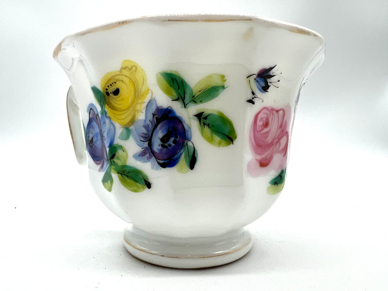 Tasse et soucoupe en porcelaine de Paris – Époque Louis-Philippe – Décor floral et dorure