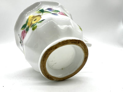 Tasse et soucoupe en porcelaine de Paris – Époque Louis-Philippe – Décor floral et dorure