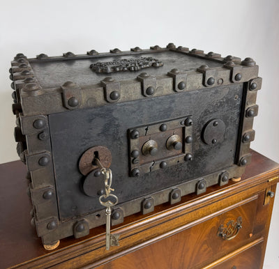 Coffre-fort de Chateau Bauche Époque Napoléon III 1863 Usine de Gueux (Marne)