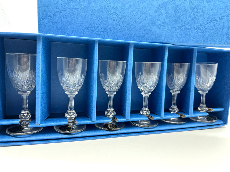 Coffret n°6 – 6 verres à liqueur en cristal de Saint Louis – Collection Massenet – État neuf avec étiquettes et coffret d&