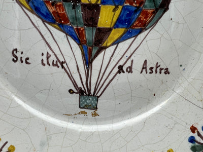 Ancienne assiette montgolfiere ballon en faience Auxerre 19ème