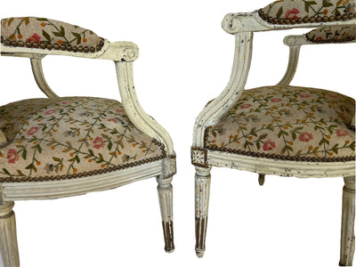 Ensemble de fauteuils médaillon époque Louis XVI 18eme