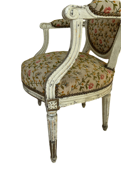 Ensemble de fauteuils médaillon époque Louis XVI 18eme
