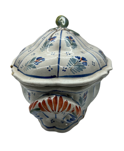 Soupière ancienne en faïence française décor floral XIXe, avec couvercle