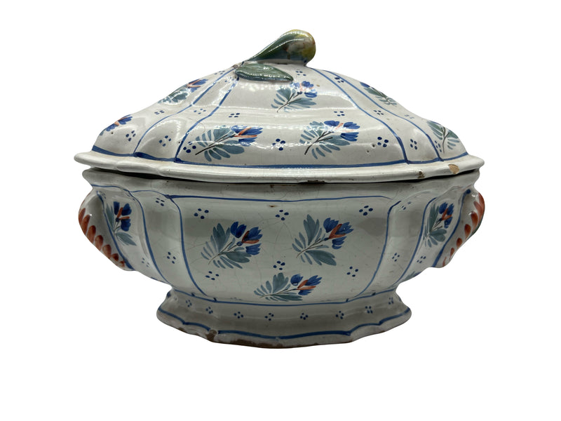 Soupière ancienne en faïence française décor floral XIXe, avec couvercle