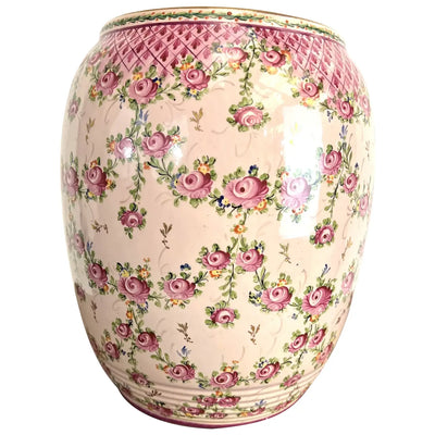 Vase à décor de rose en faience de Clamecy
