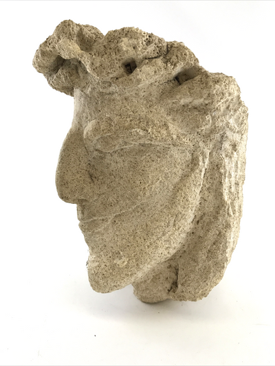 Tête de Christ en pierre calcaire – Lorraine ou Champagne – XVIᵉ siècle